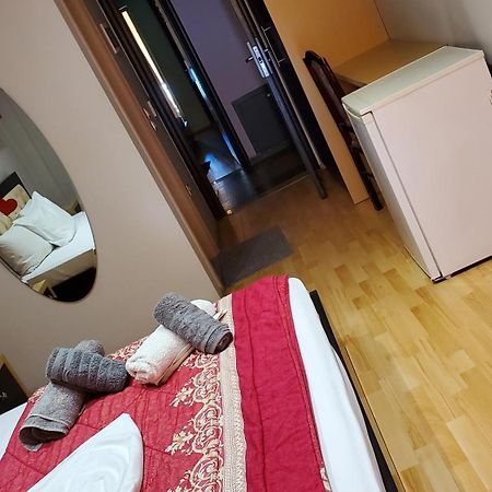 Hotel Shehu Gjirokaster Luaran gambar