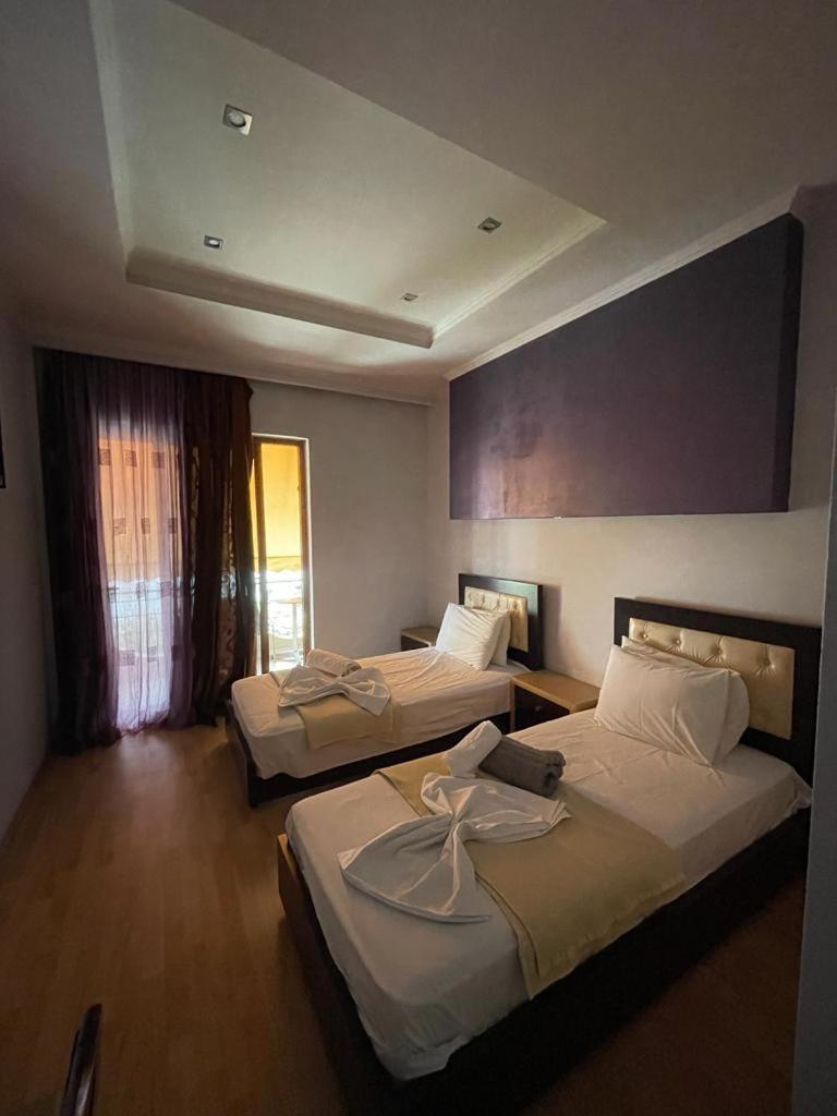 Hotel Shehu Gjirokaster Luaran gambar