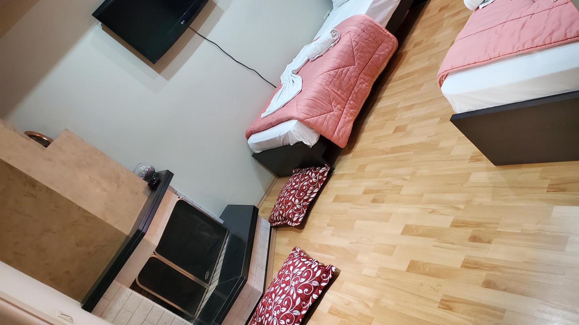 Hotel Shehu Gjirokaster Luaran gambar