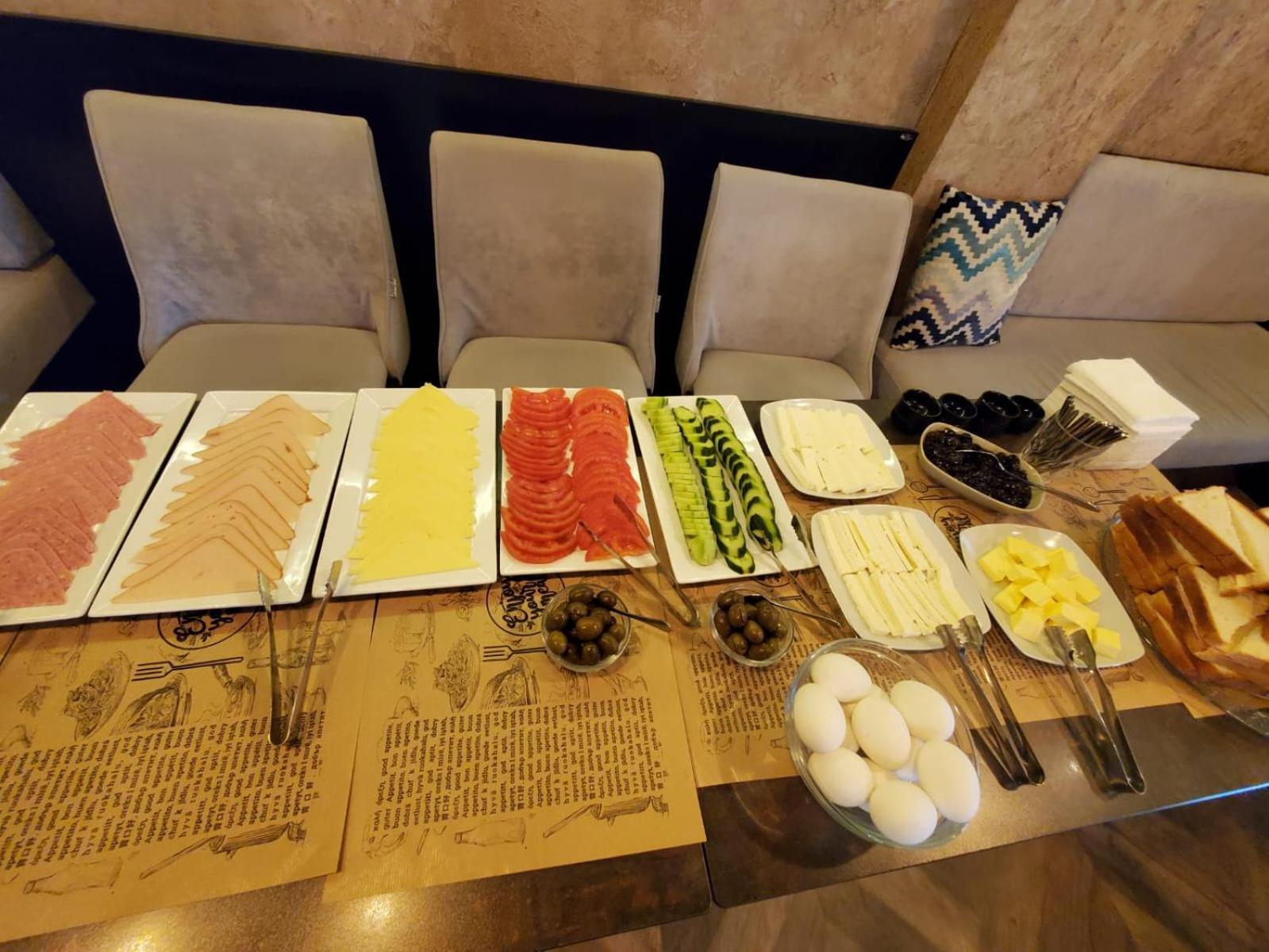 Hotel Shehu Gjirokaster Luaran gambar