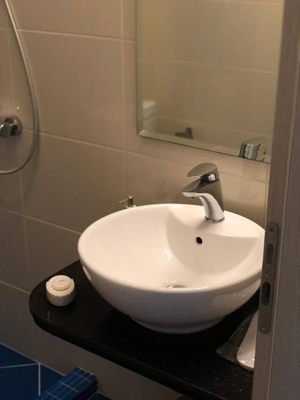 Hotel Shehu Gjirokaster Luaran gambar